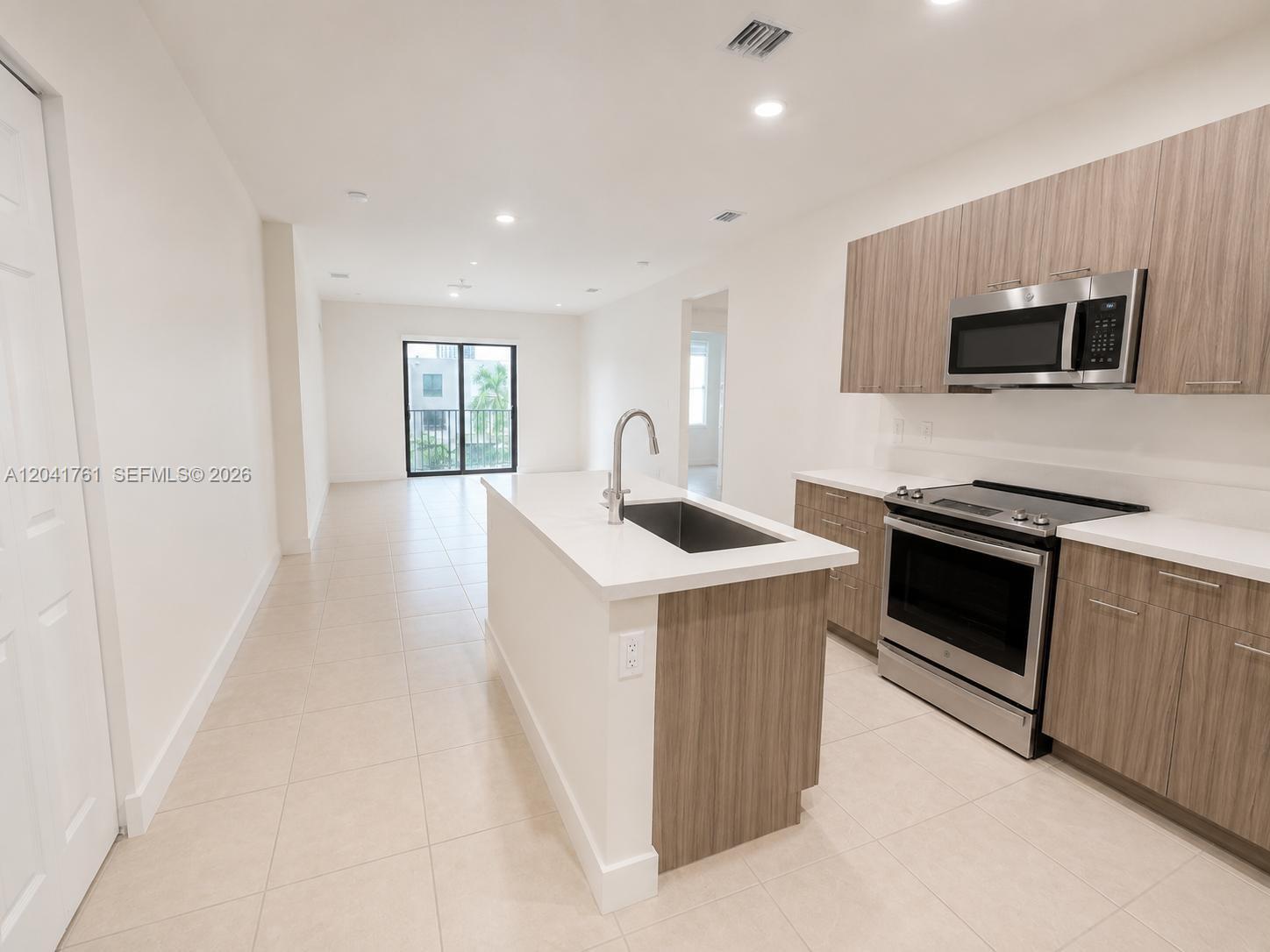 4636 NW 84th Avenue
