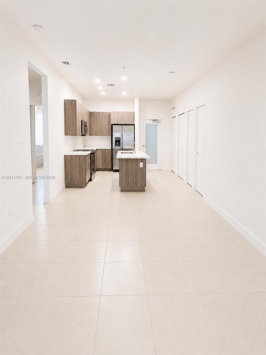 4636 NW 84th Avenue