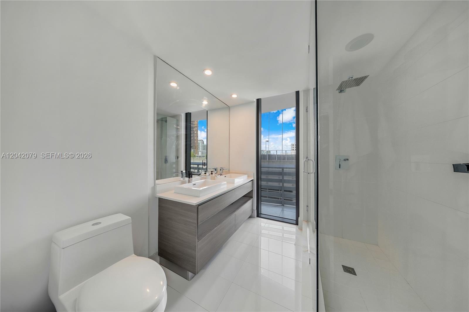 460 NE 28th Street
