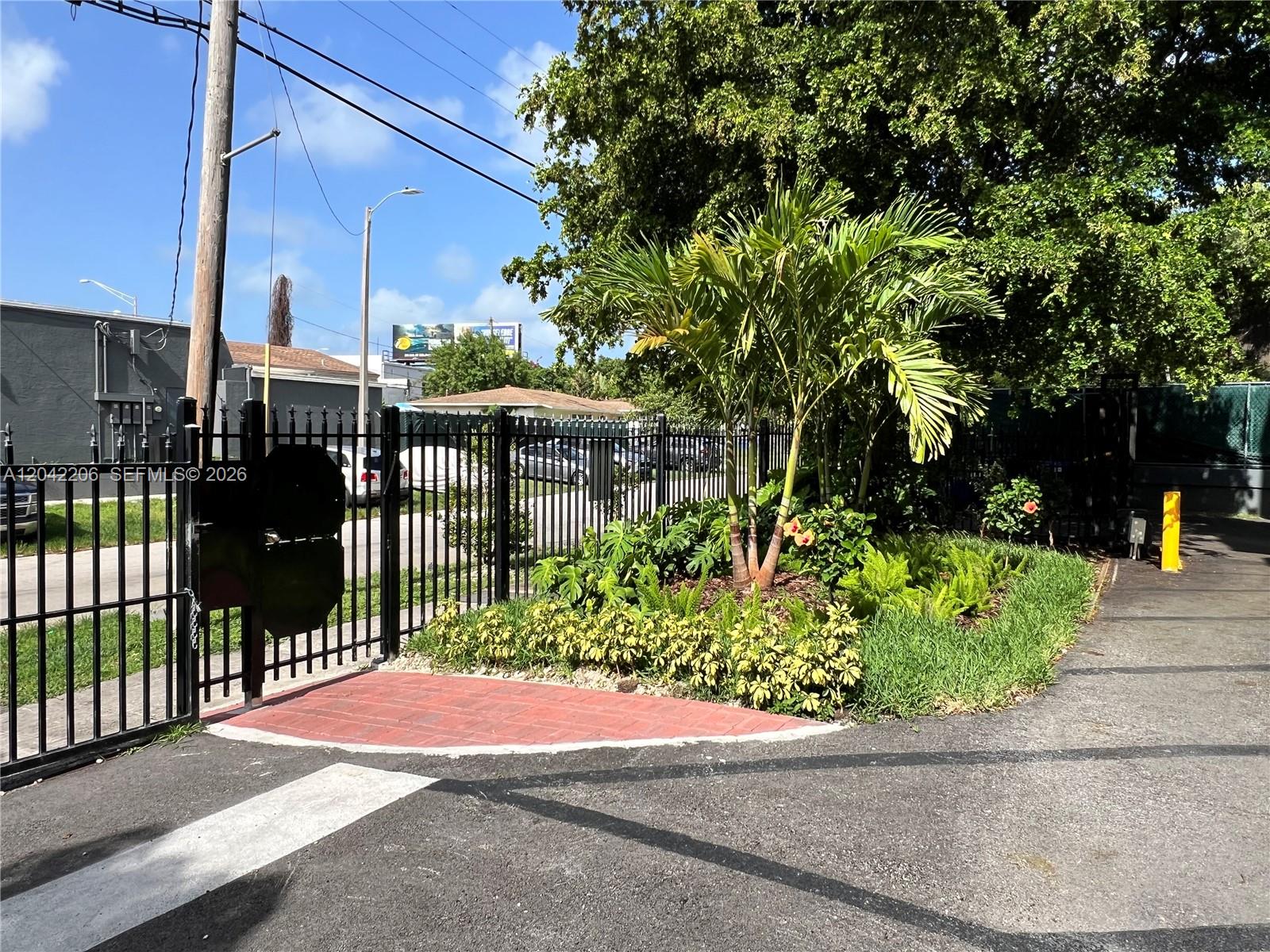 860 NE 78th Street