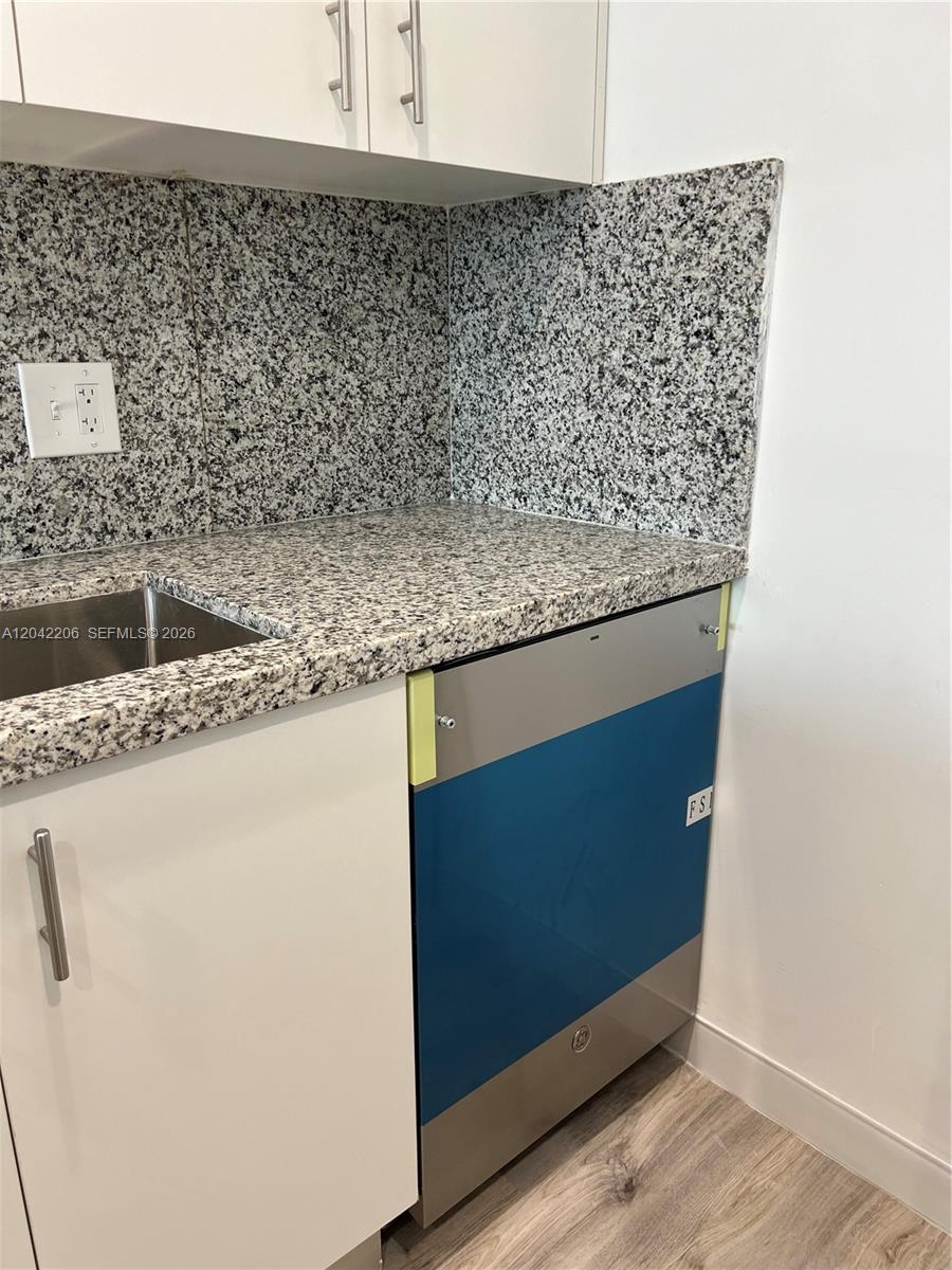 860 NE 78th Street