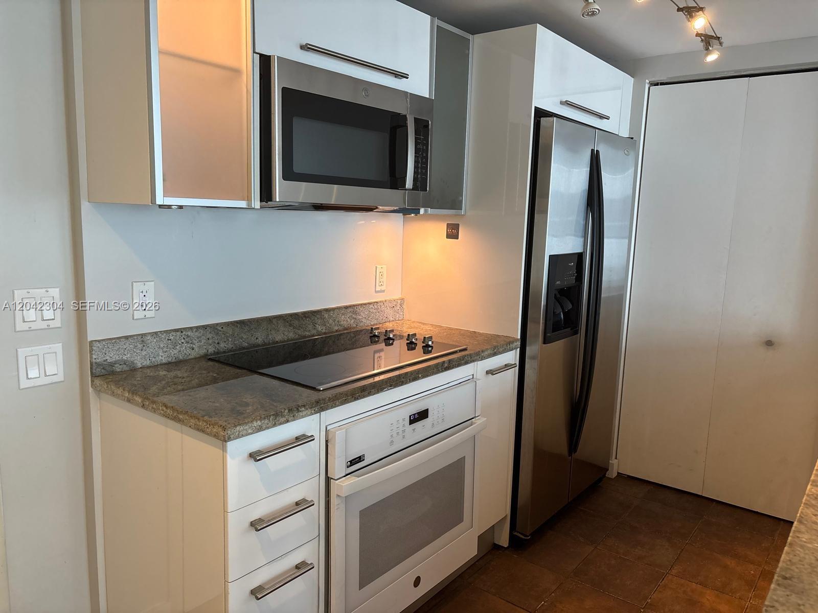 185 SW 7th Street