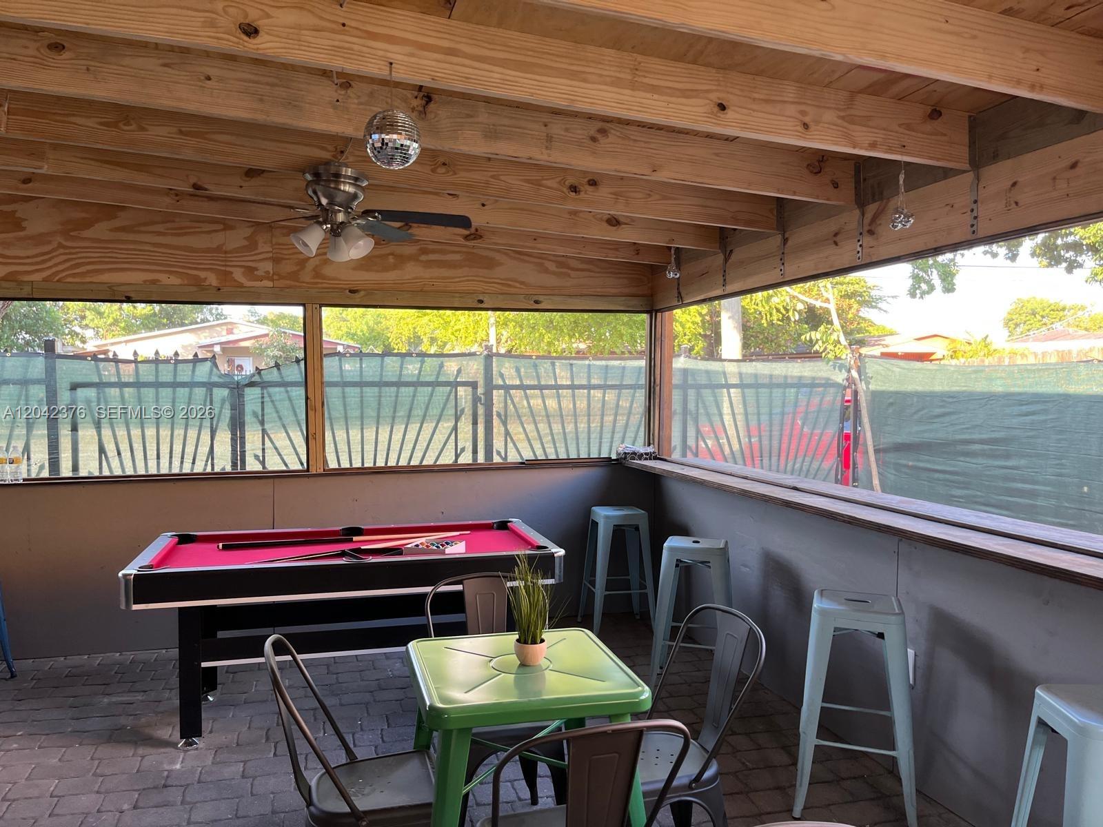 2737 NW 13th Avenue