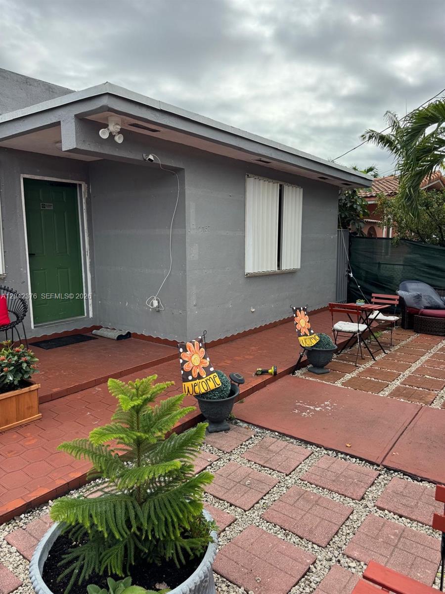 2737 NW 13th Avenue