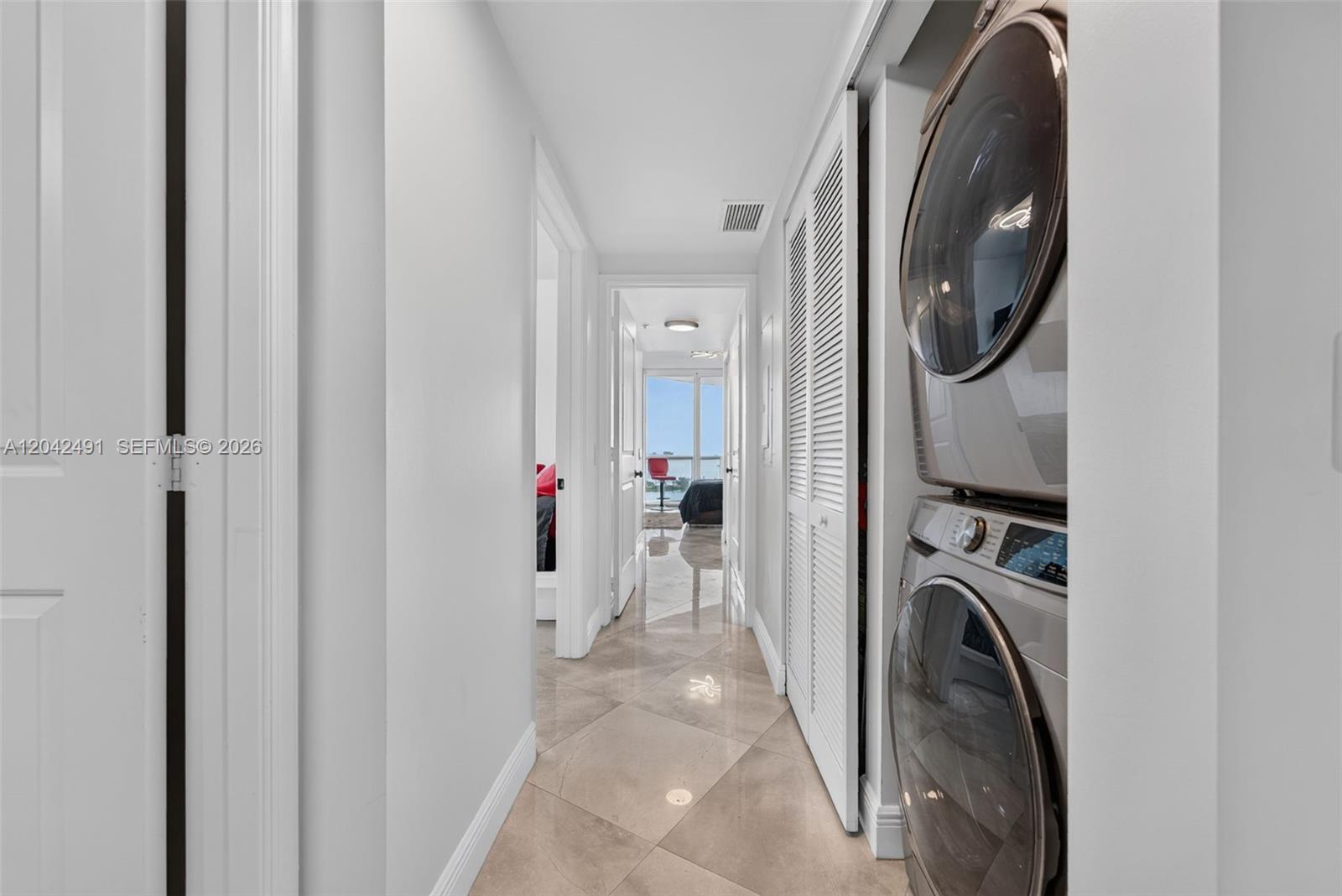 480 NE 30th Street