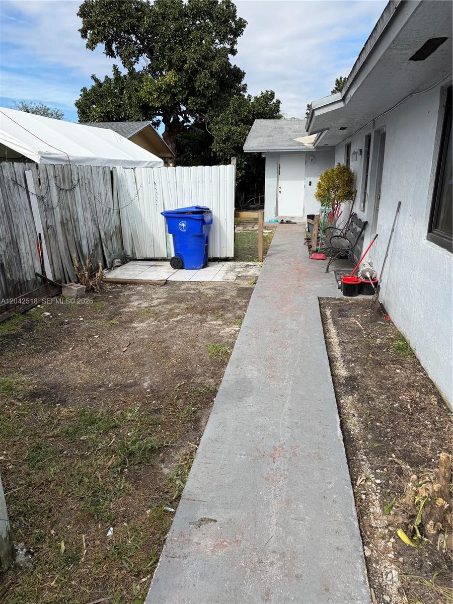 1717 NW 16th Street