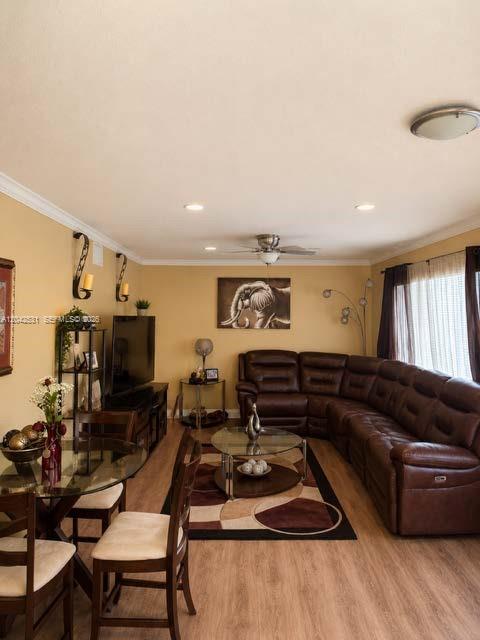 4351 Leicester Court