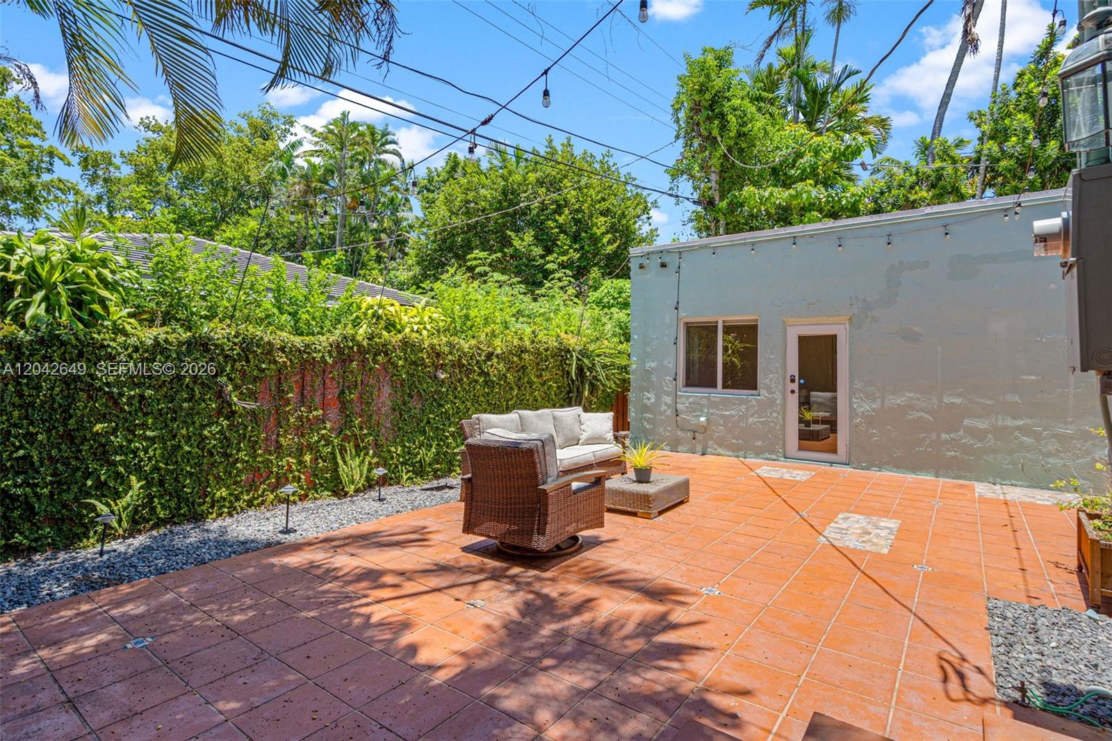 1209 La Mancha Avenue