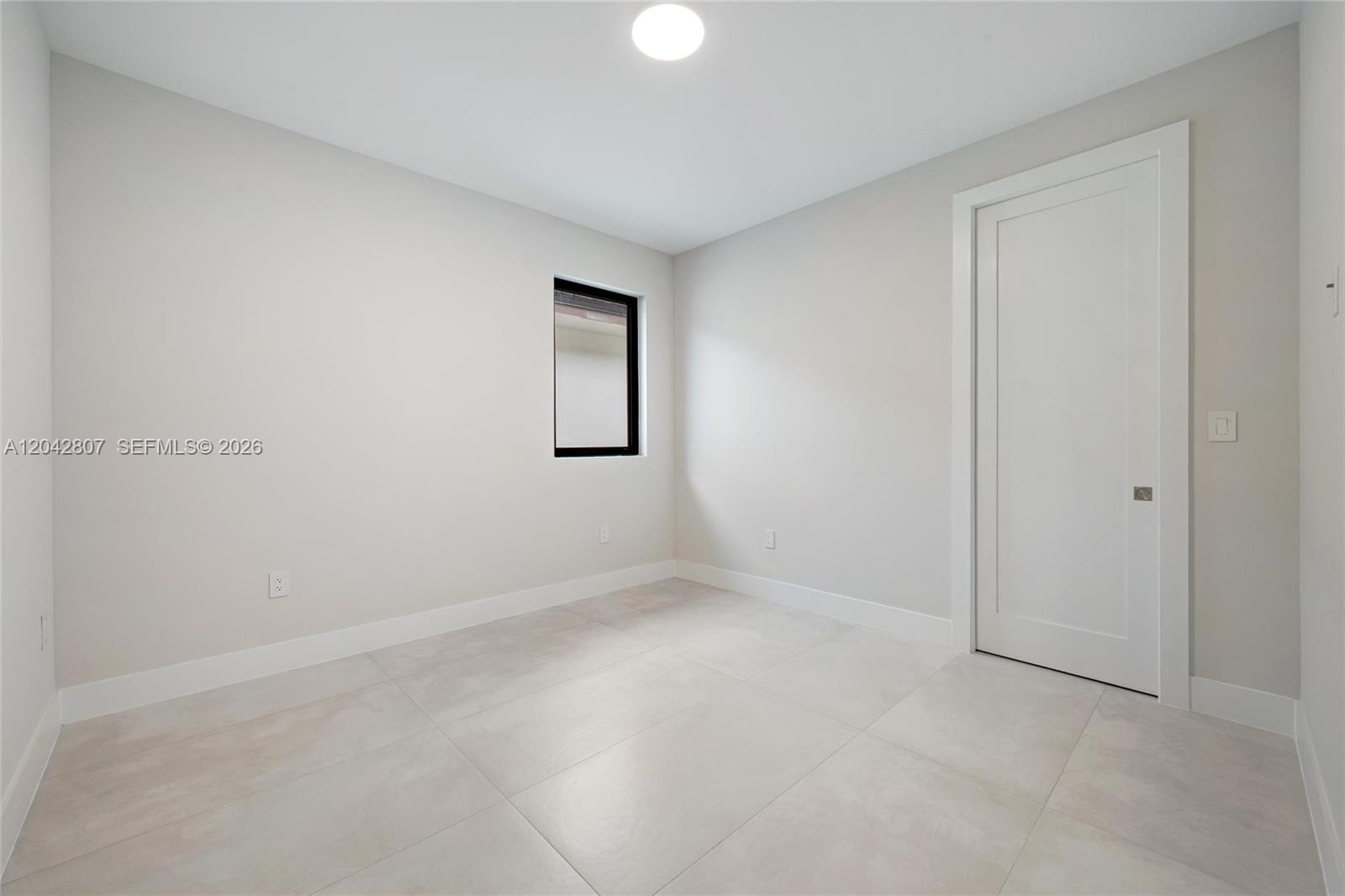 2747 SW 23rd Terrace