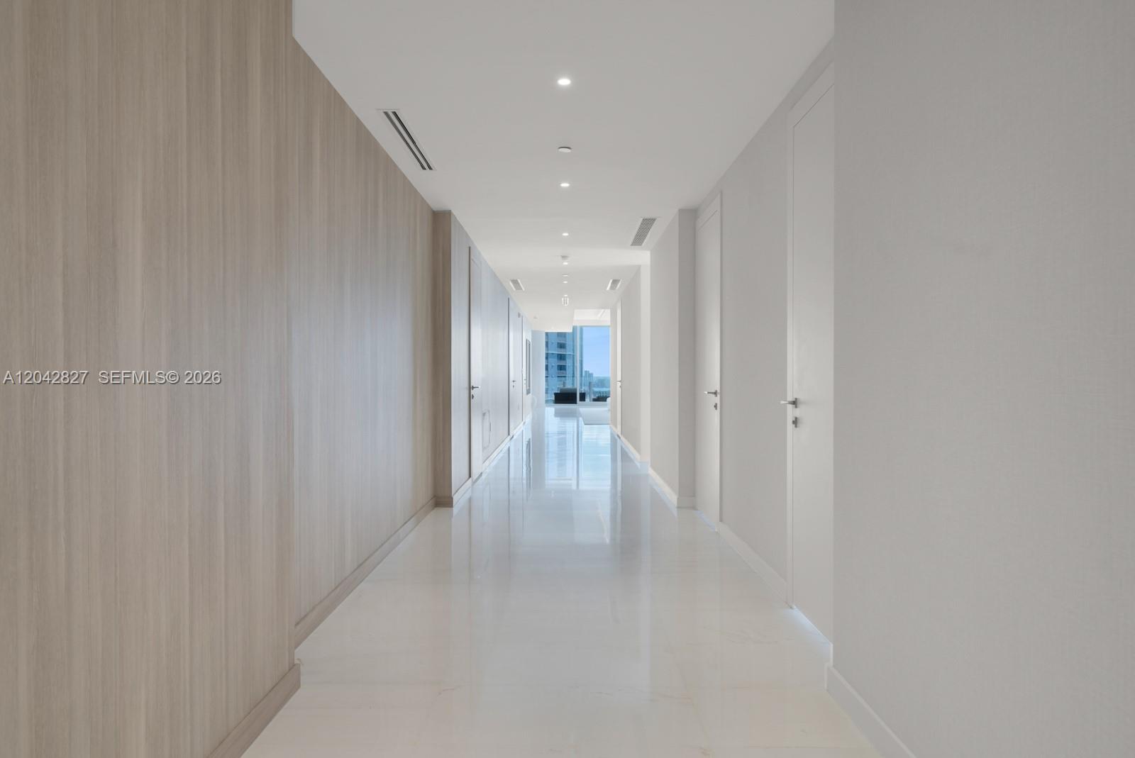 300 Biscayne Boulevard Way