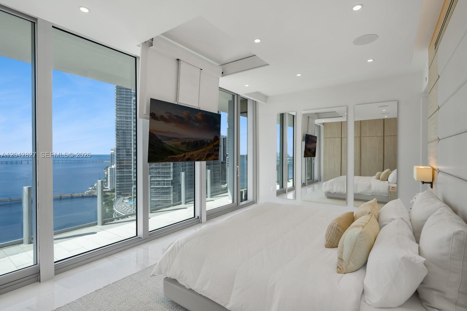 300 Biscayne Boulevard Way