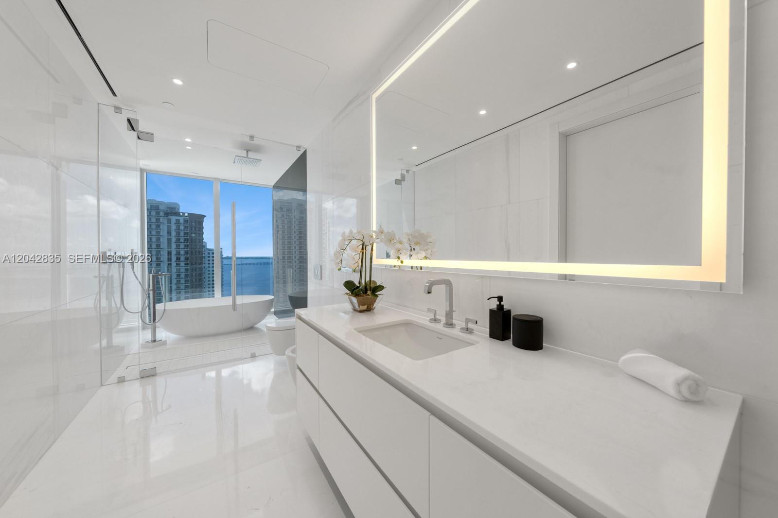 300 Biscayne Boulevard Way