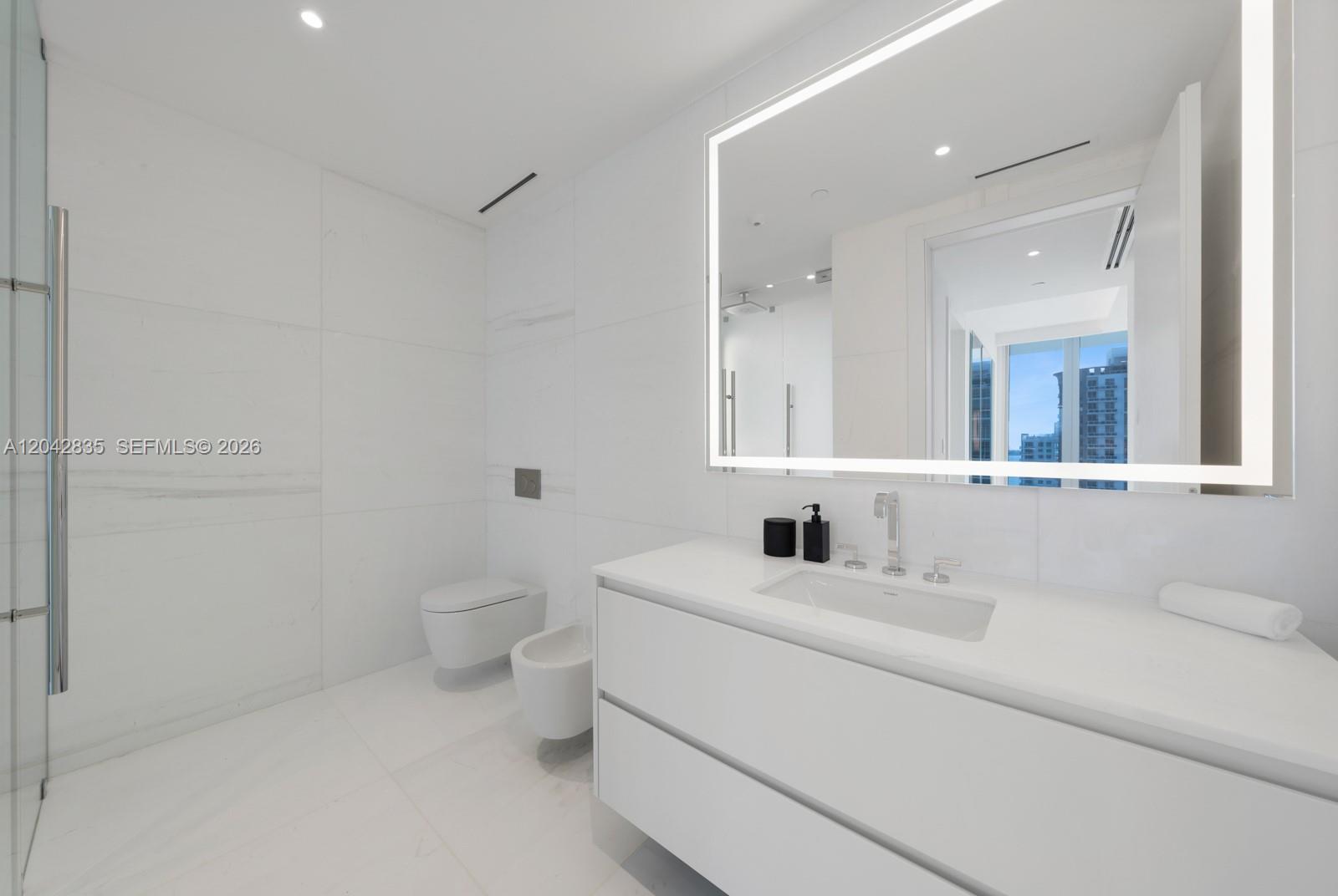 300 Biscayne Boulevard Way