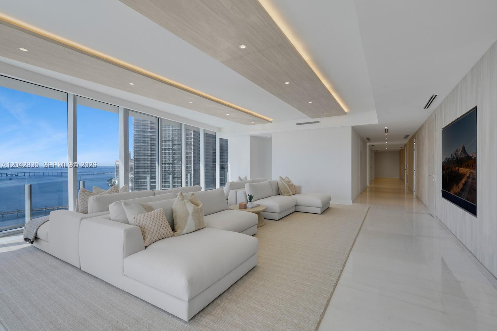 300 Biscayne Boulevard Way