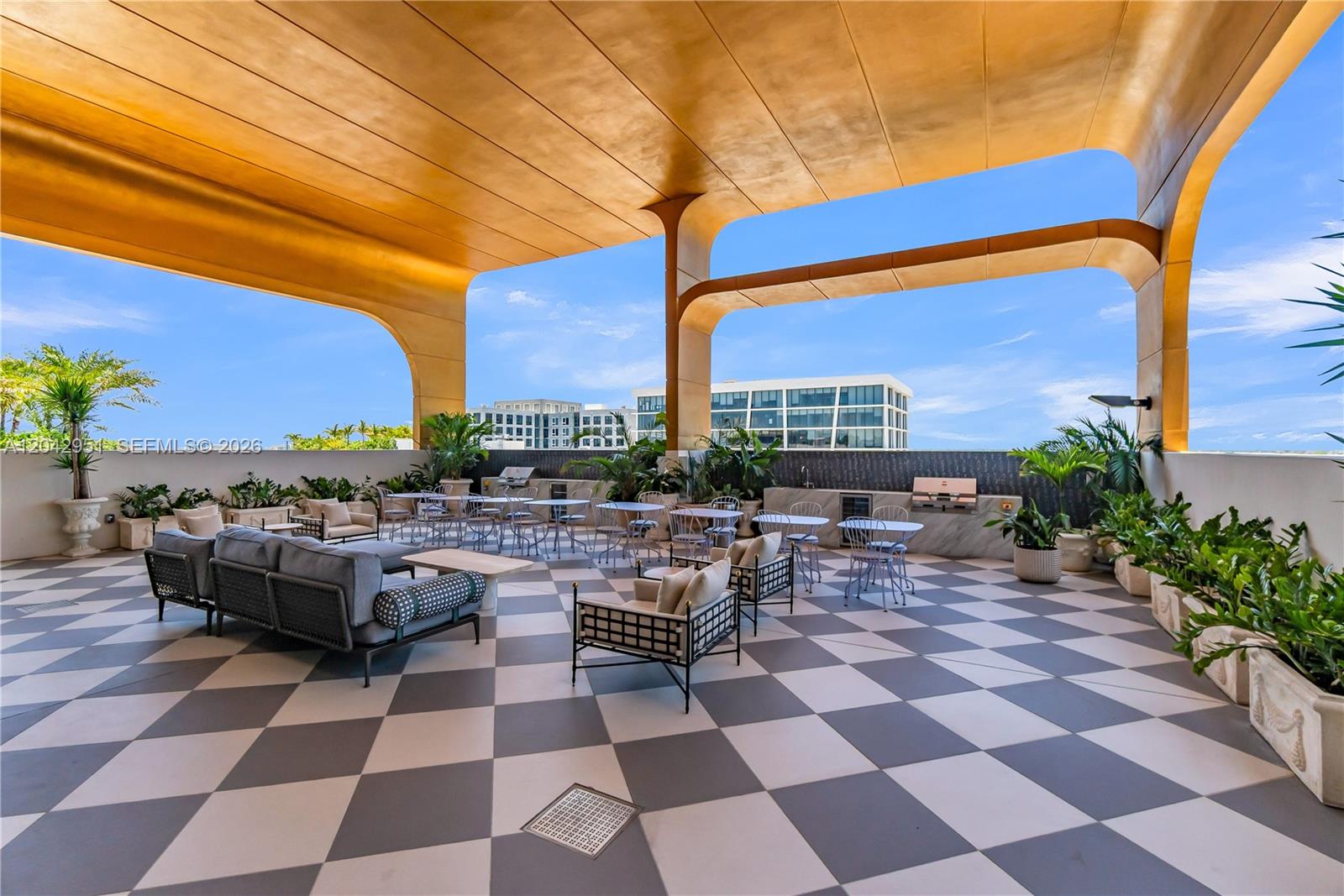 2700 NW 2nd Avenue