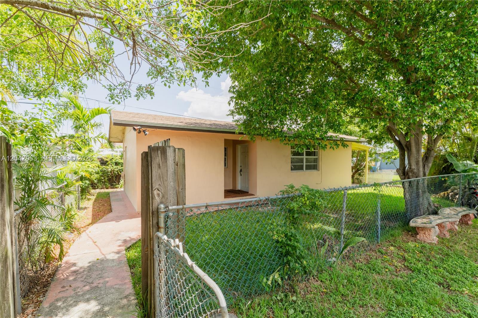 9265 SW 38th Street