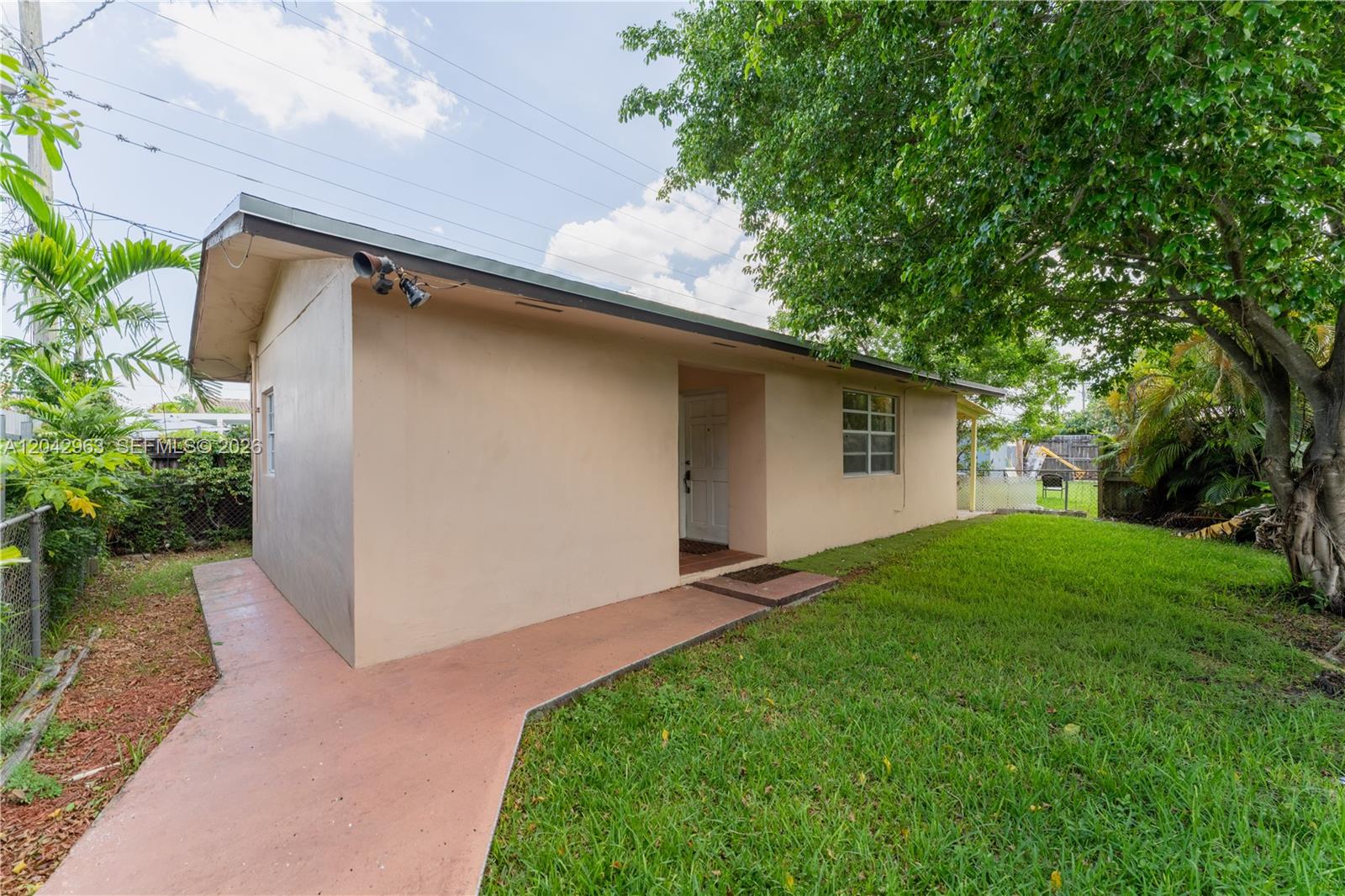 9265 SW 38th Street