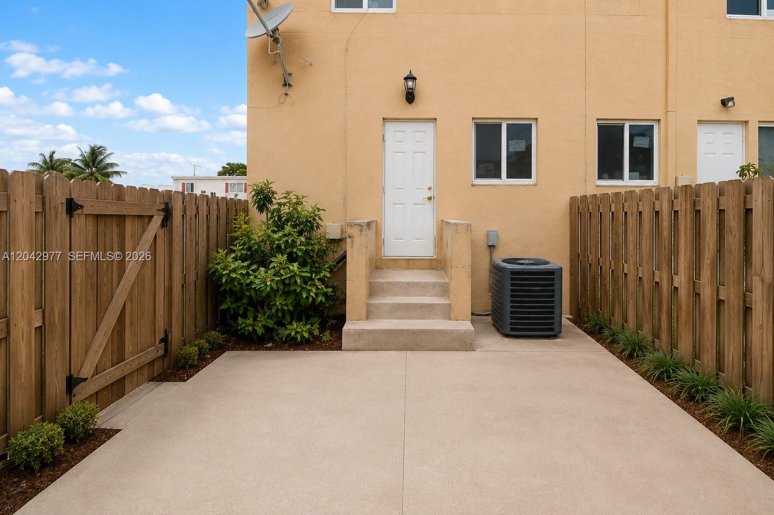 420 NW 84th Terrace