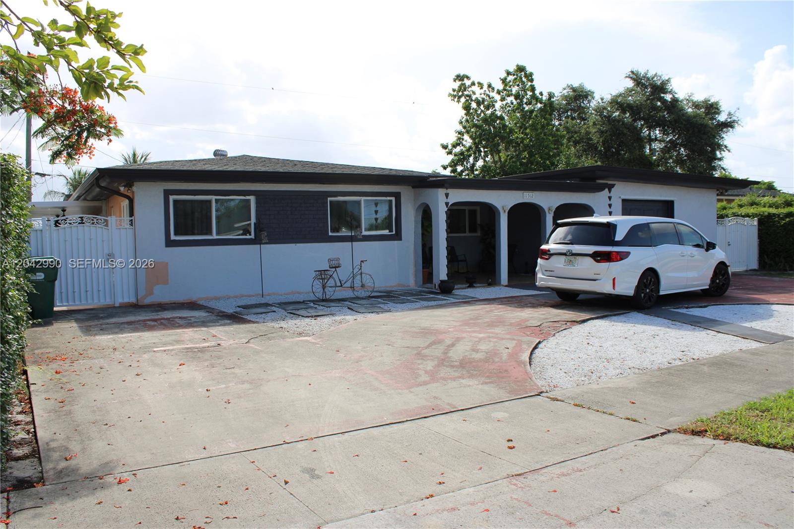 11512 NW 58th Avenue