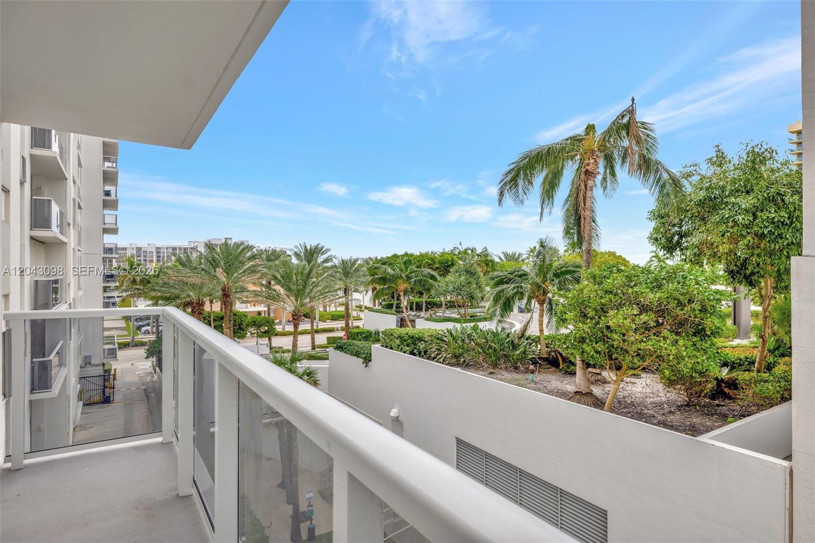 2751 S Ocean Drive