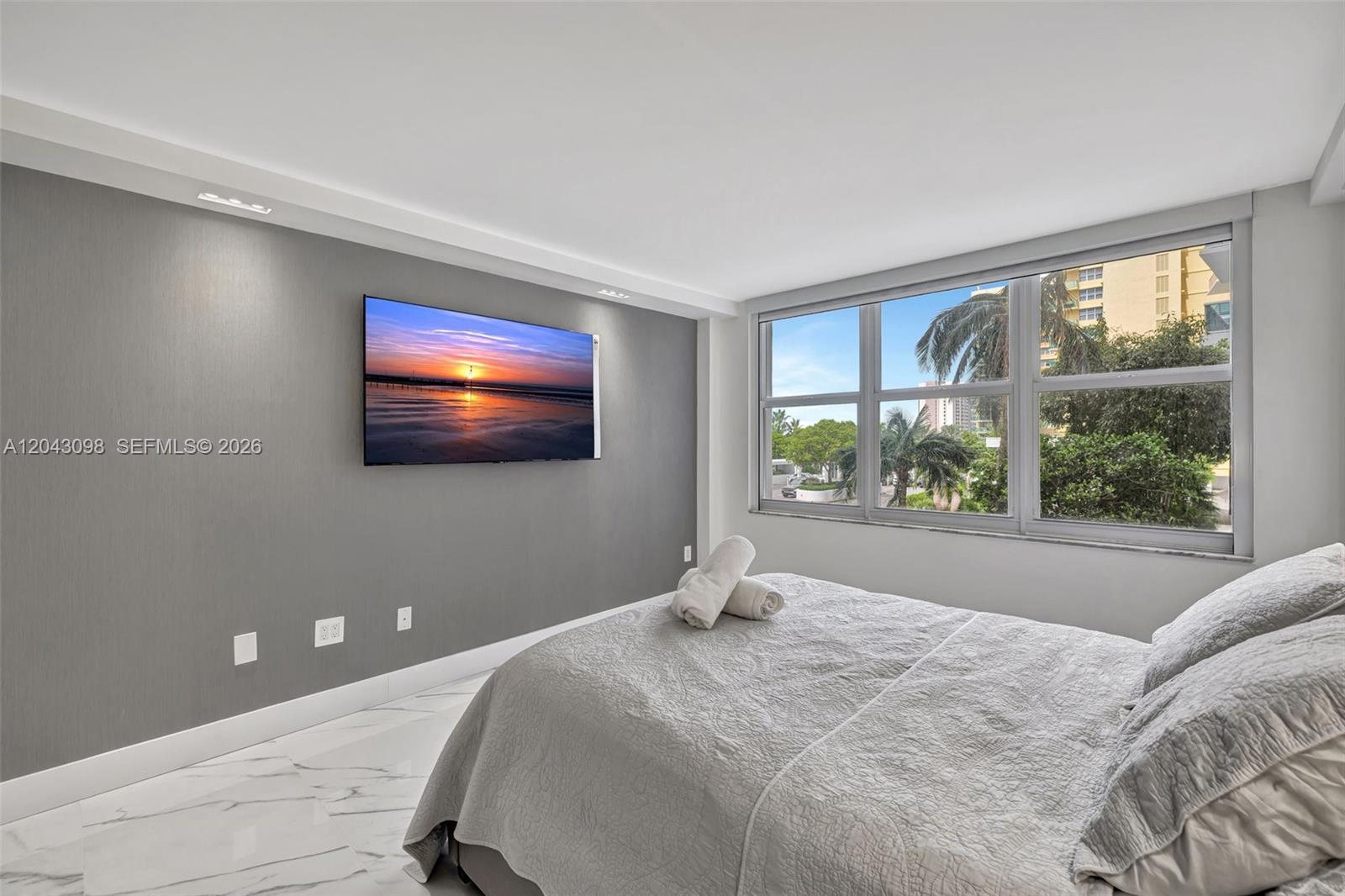 2751 S Ocean Drive