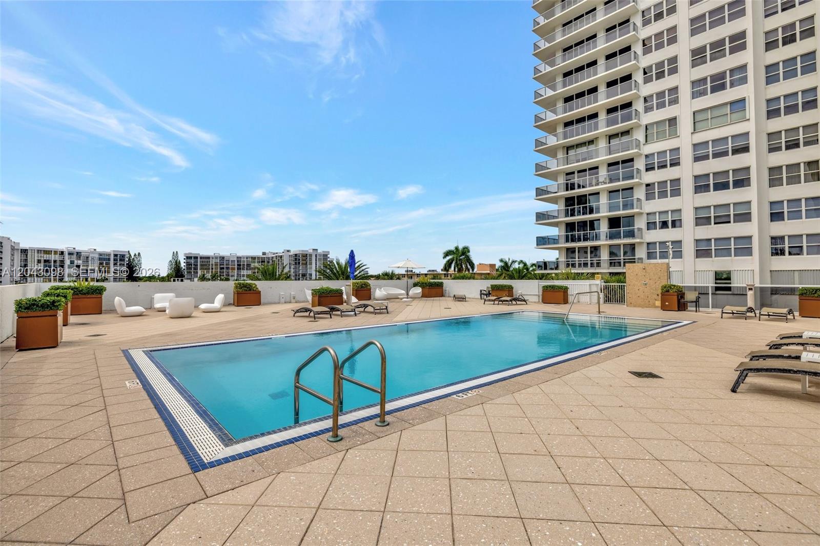 2751 S Ocean Drive