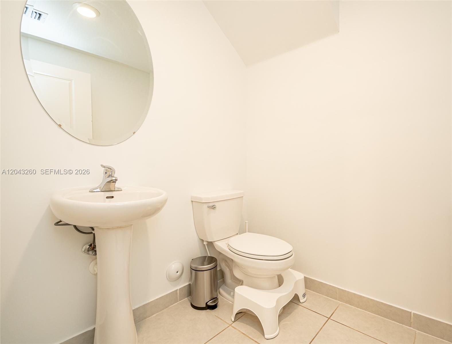 2670 SE 12th Street