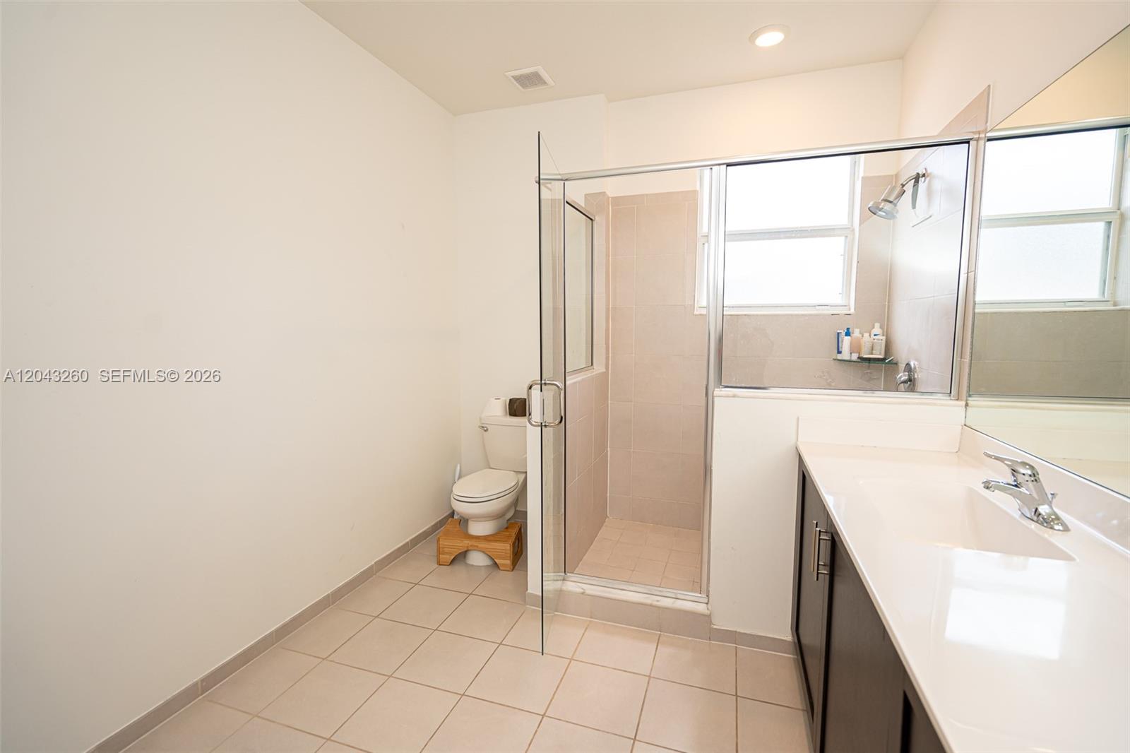 2670 SE 12th Street