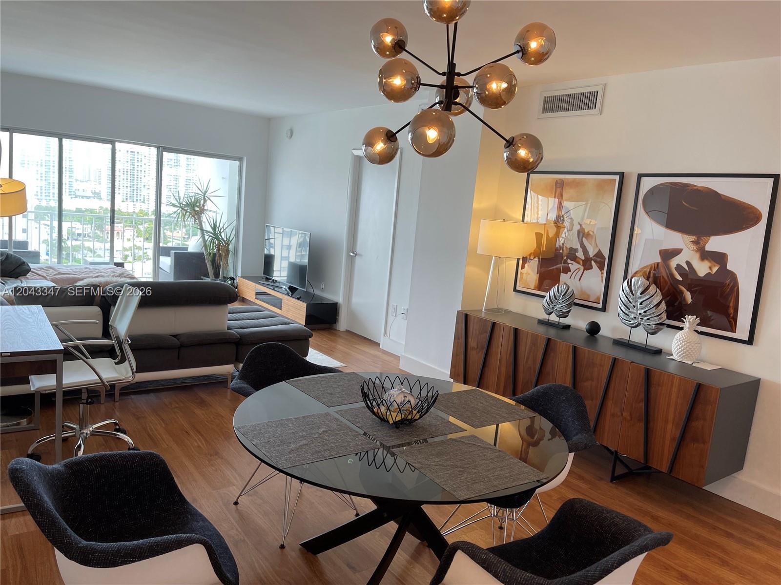 500 Bayview Drive