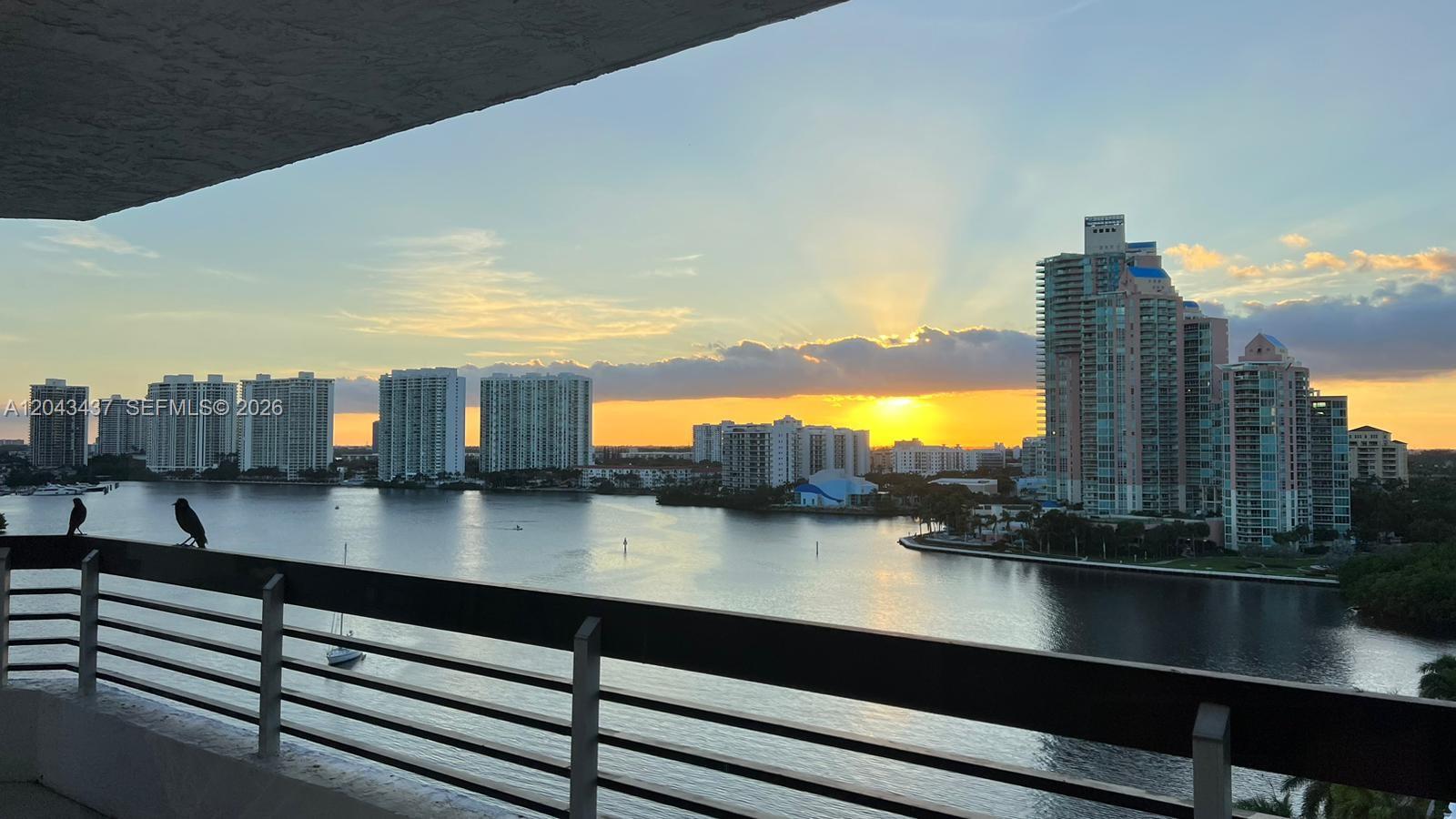 3600 Mystic Pointe Drive