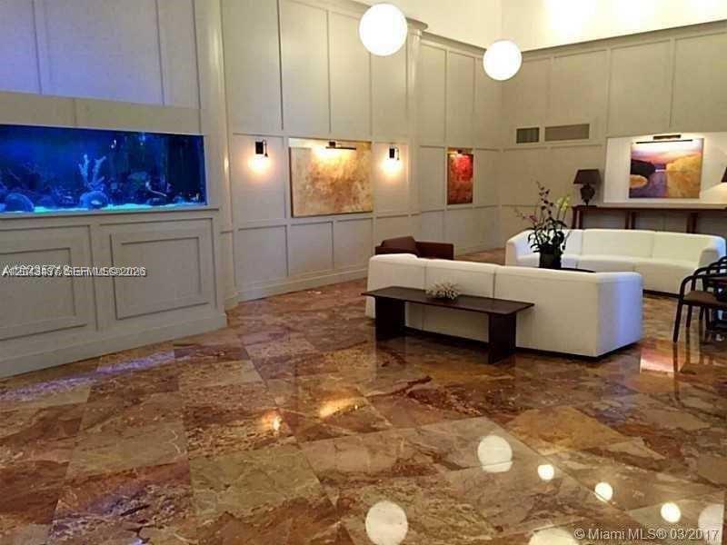 3600 Mystic Pointe Drive