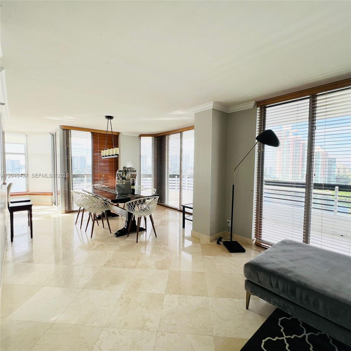 3600 Mystic Pointe Drive