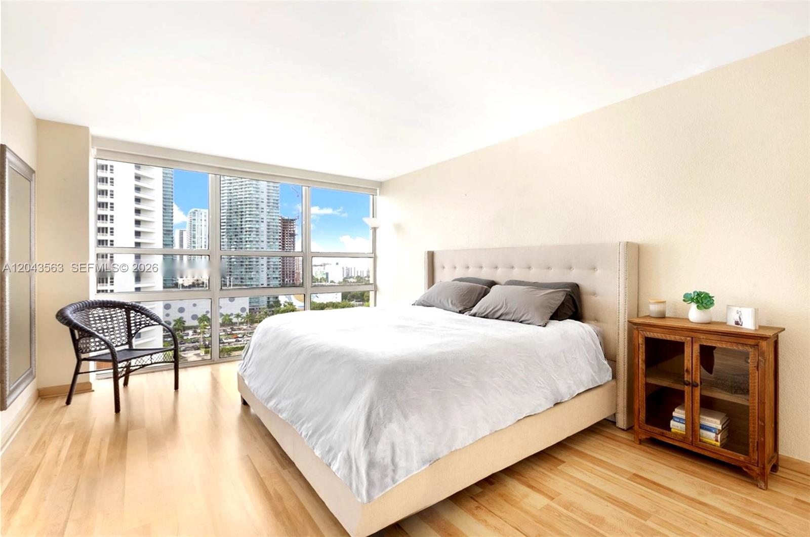 600 NE 36th Street