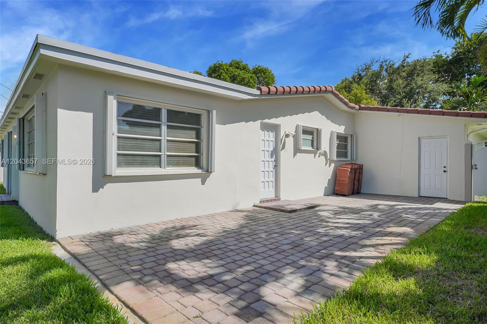 14375 Lake Candlewood Court