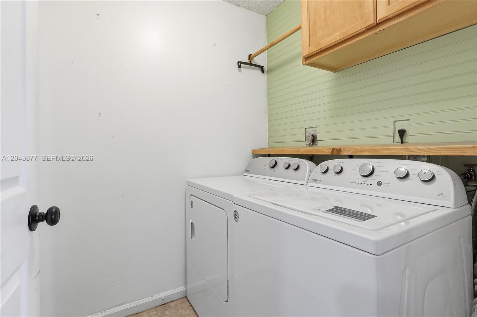 1855 SE 6th Court