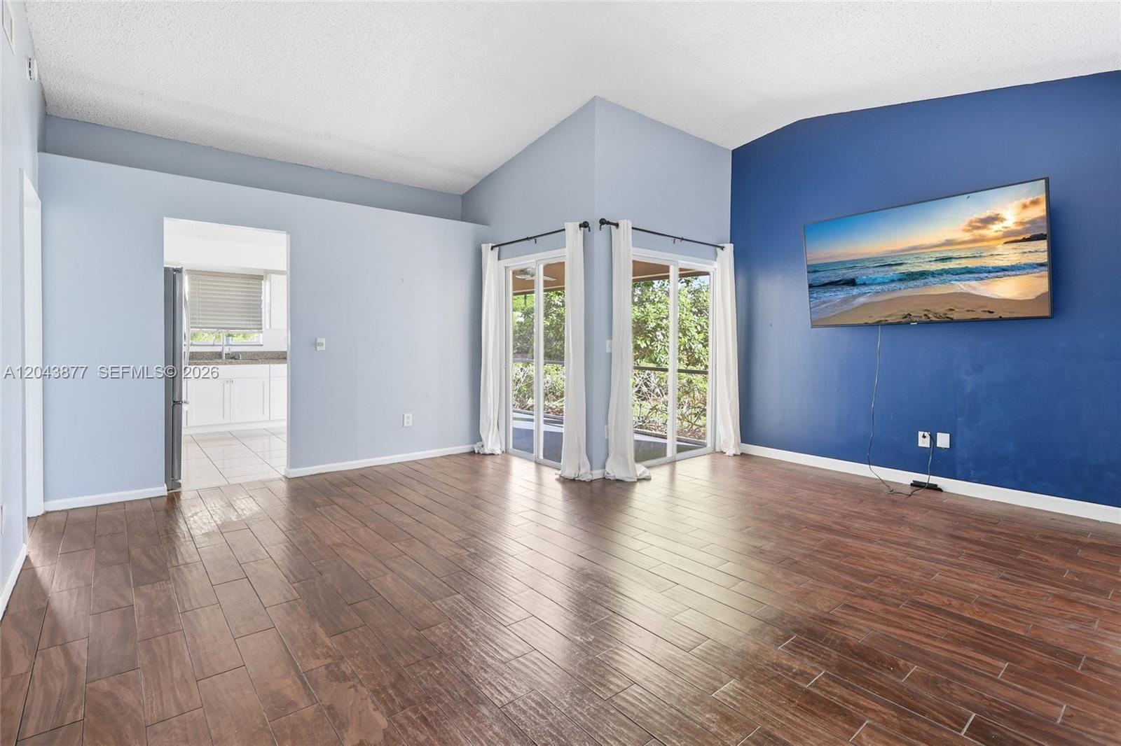 1855 SE 6th Court