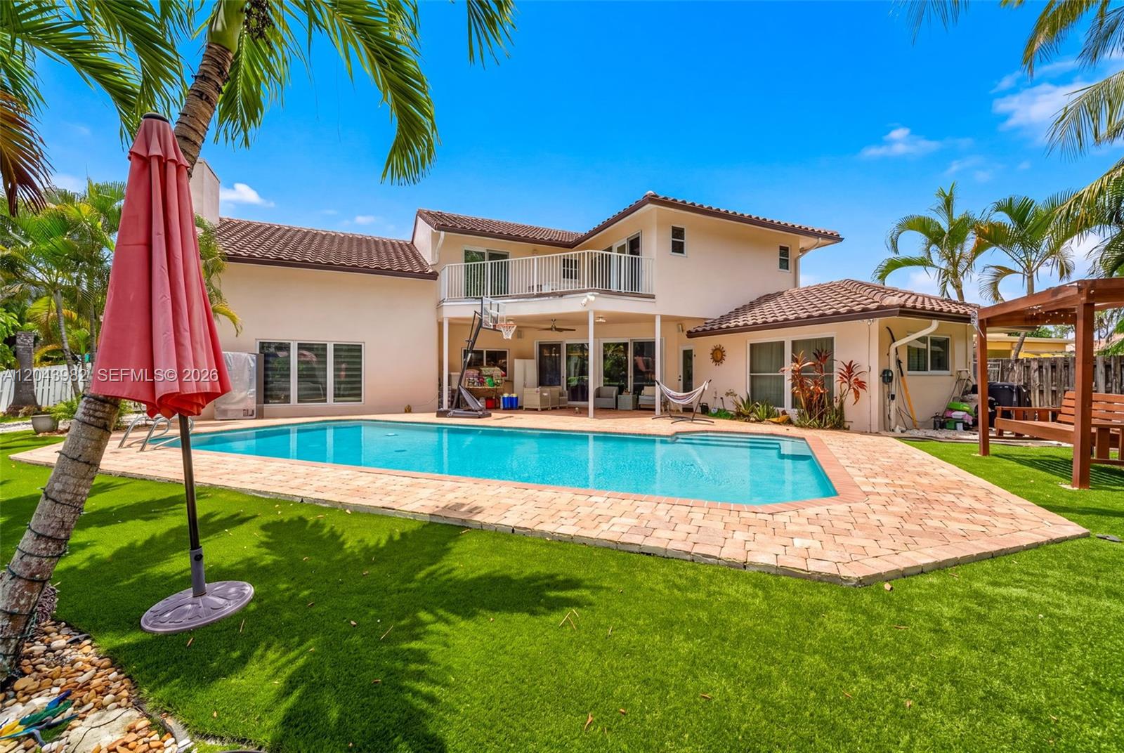 962 SW 93rd Terrace
