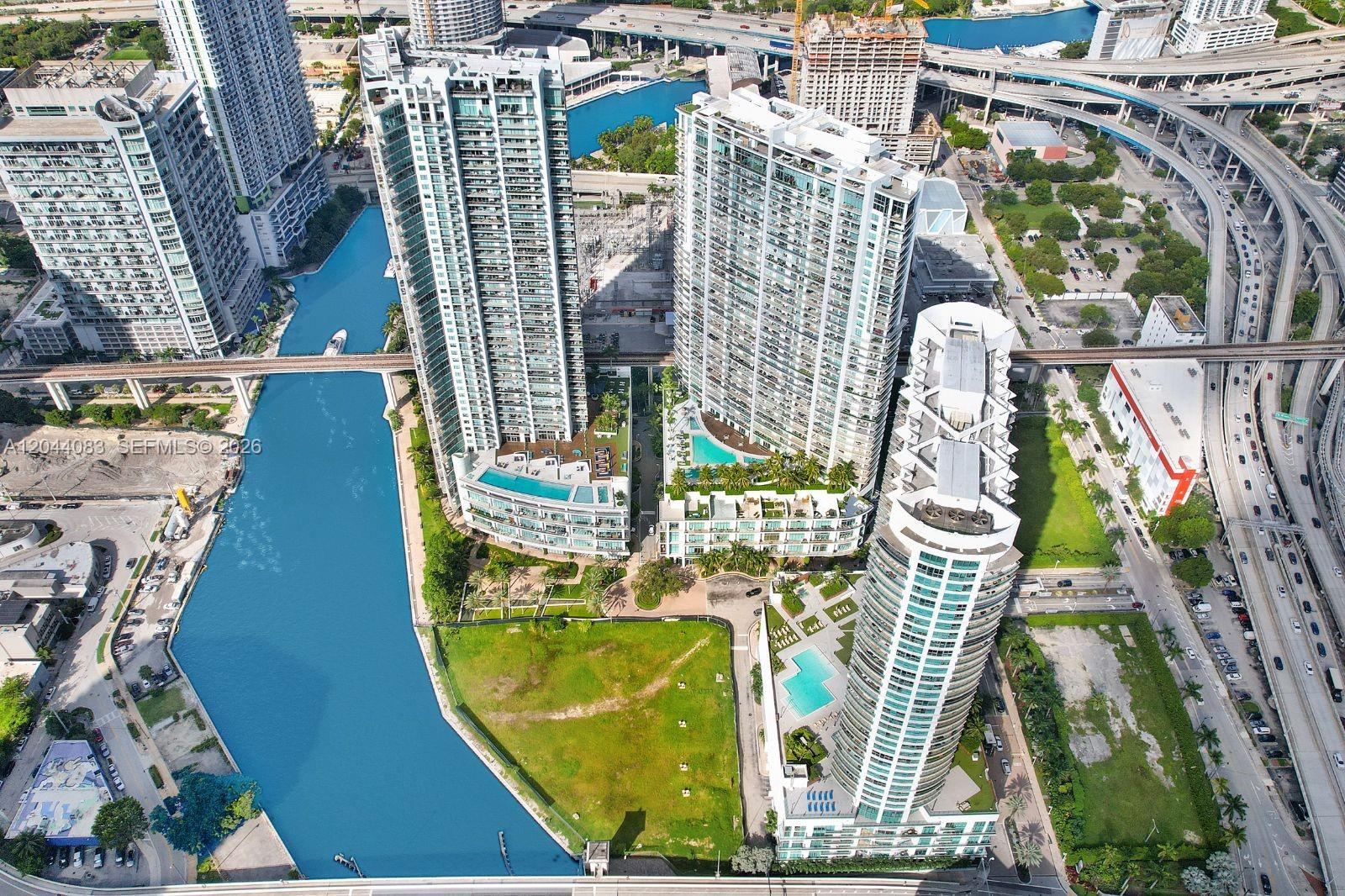 350 S Miami Avenue