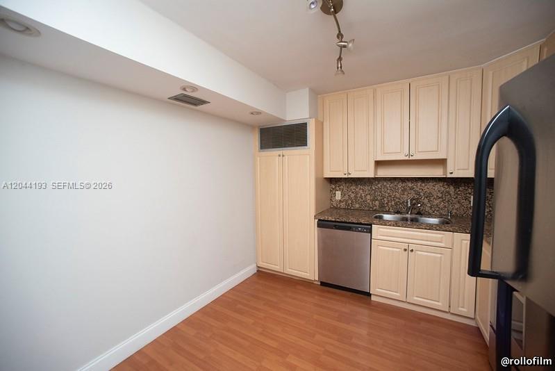 2801 NE 183rd Street