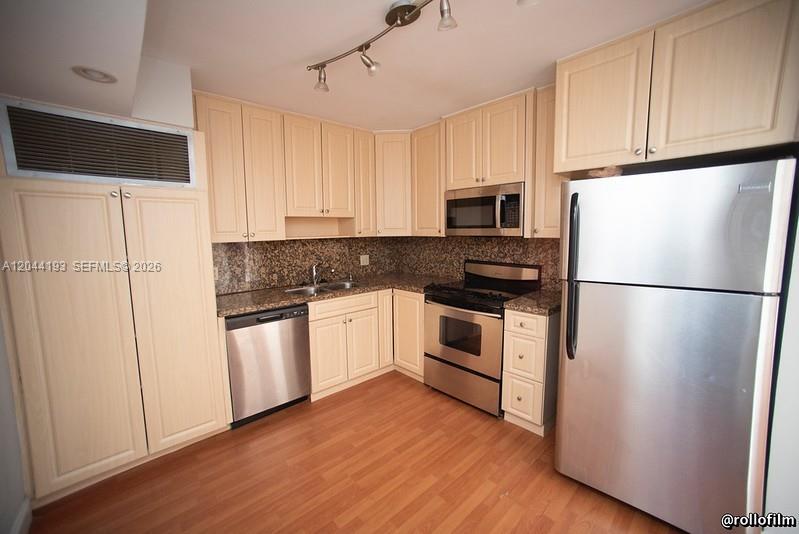 2801 NE 183rd Street