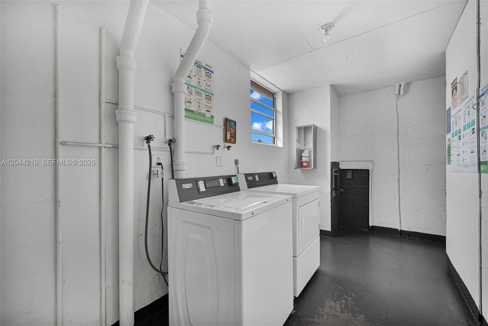 942 NE 199th Street