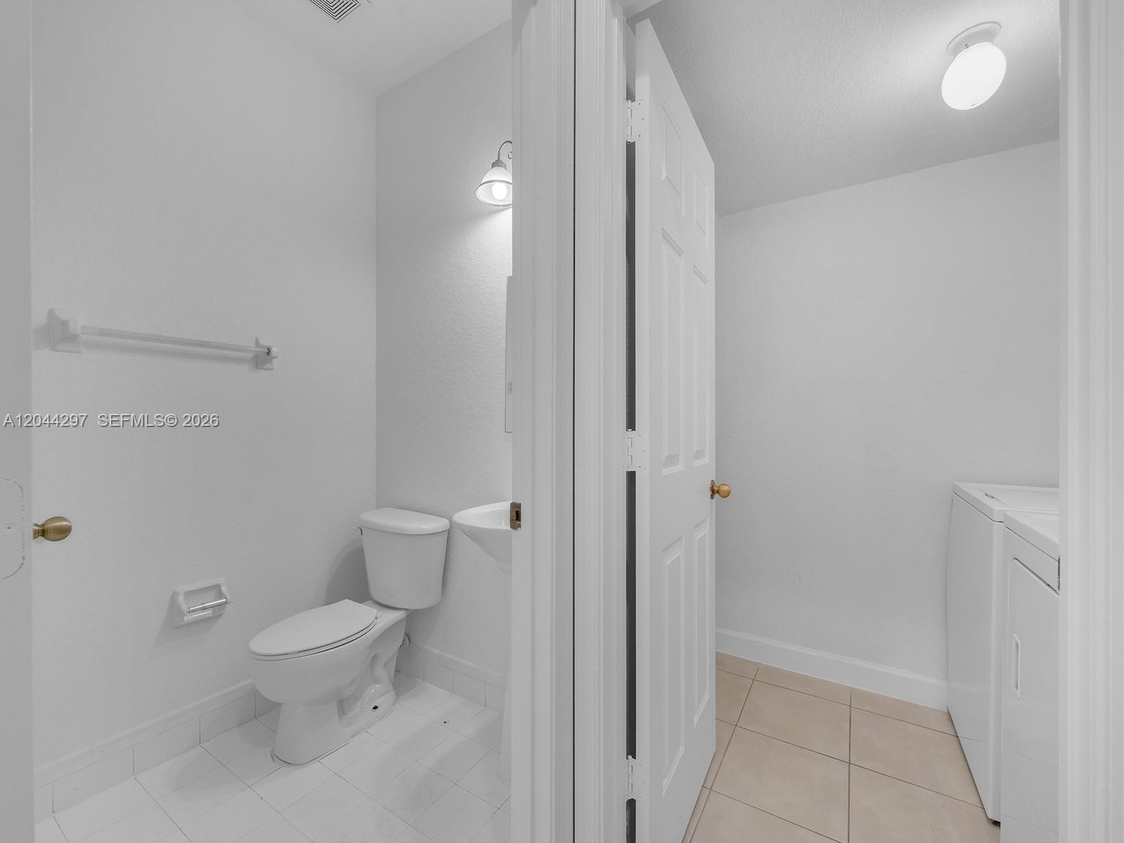 2482 SE 15th Court