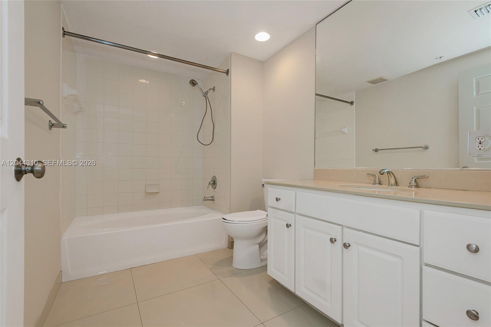 2000 N Bayshore Drive