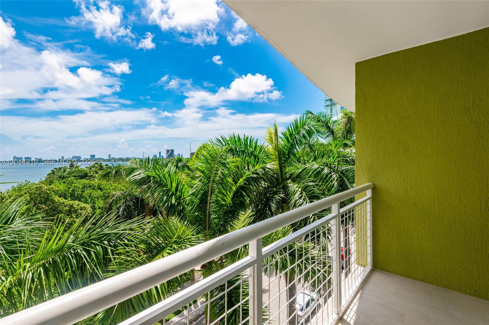 2000 N Bayshore Drive