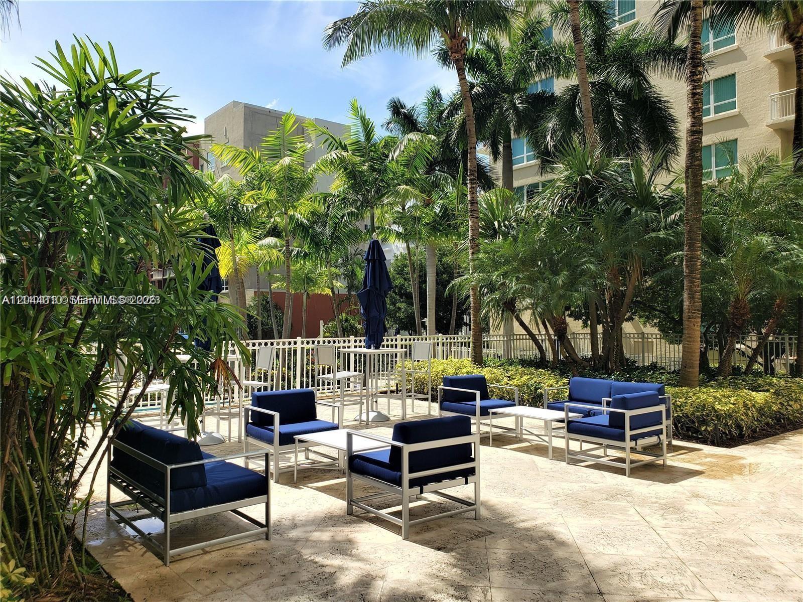 2000 N Bayshore Drive