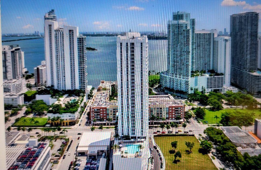 2000 N Bayshore Drive