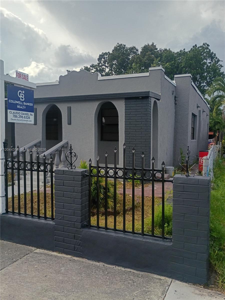 1853 NW 47th Street