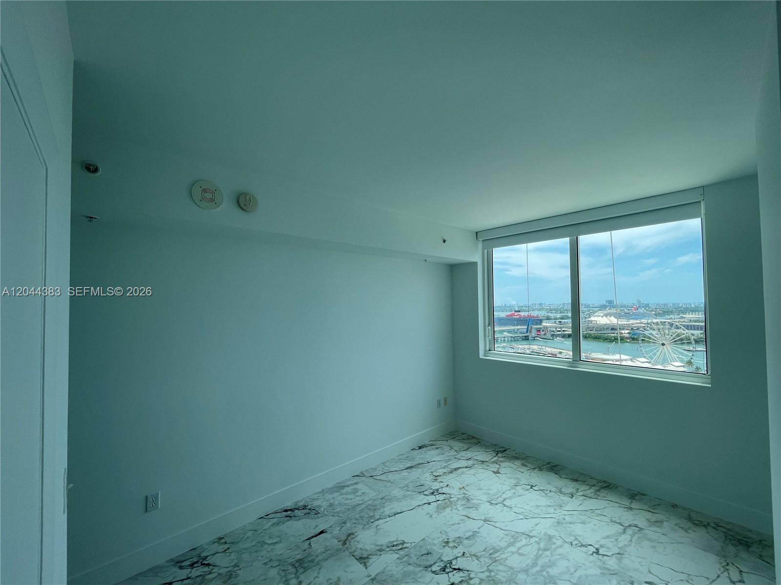 253 NE 2nd Street