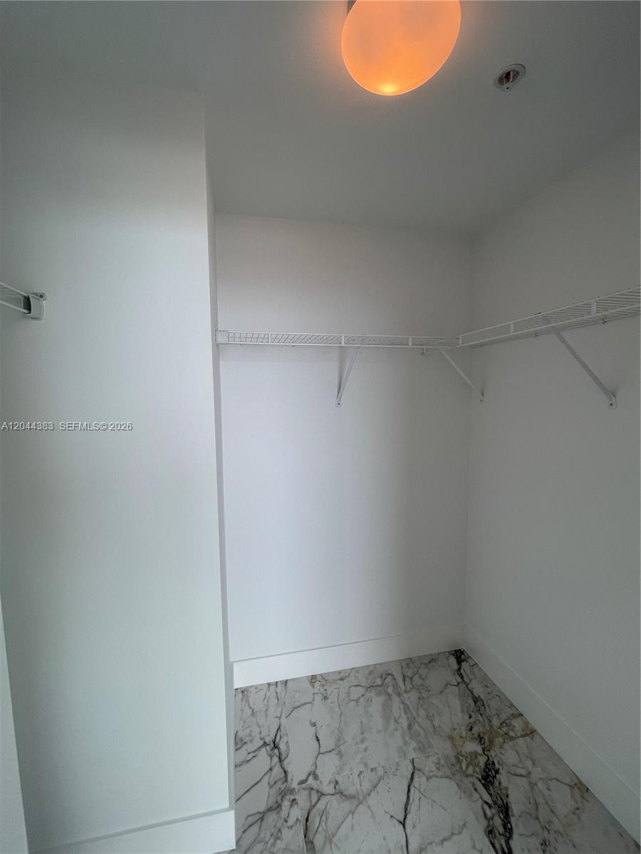 253 NE 2nd Street