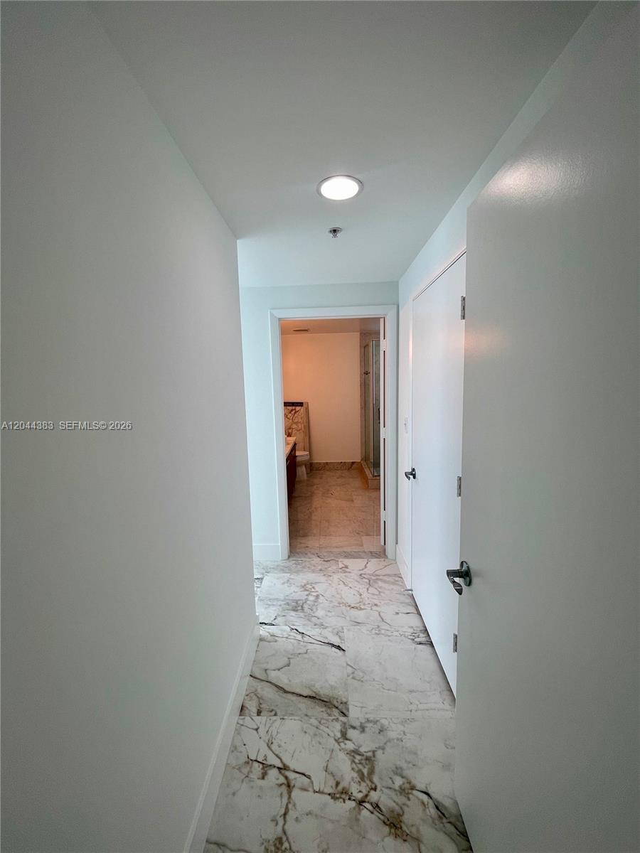 253 NE 2nd Street